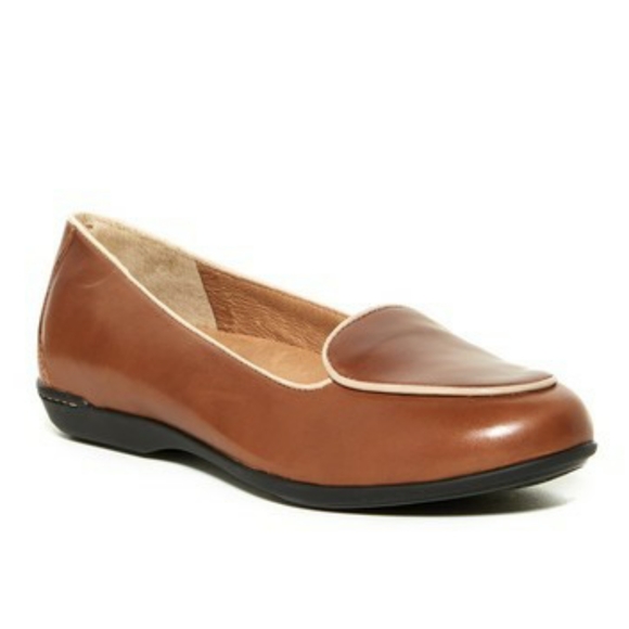 Dansko Shoes - Dansko brown toffee leather nastacia loafers sz 36